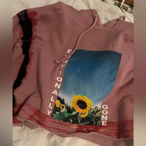 Cropped street wear hoodie